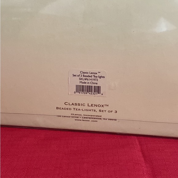 Lenox Classic Set of 3 Beaded Tea Lights - Picture 3 of 3